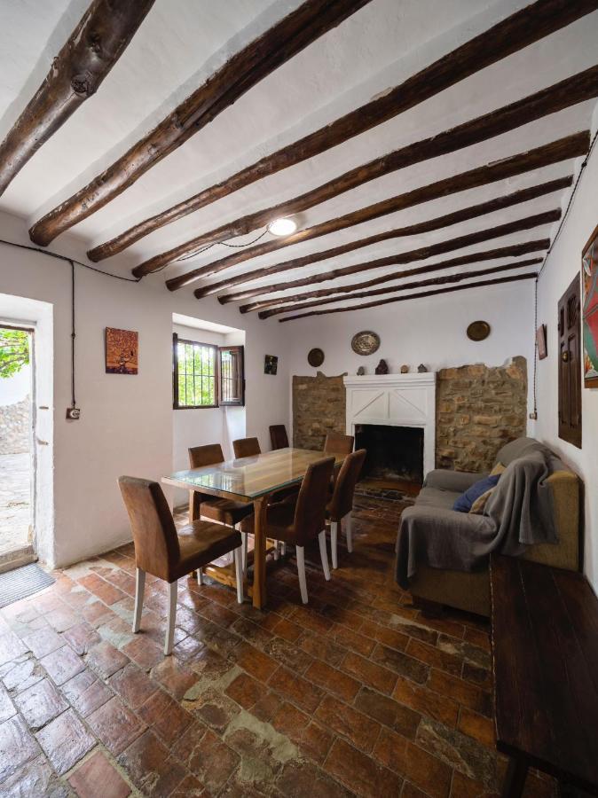 La Pedriza Del Serval Montefrío Eksteriør billede
